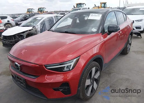 2022 Volvo C40 Recharge Pure Electric P8 Ultimate z USA, uszkodzony, nr VIN YV4ED3GB9N2009582